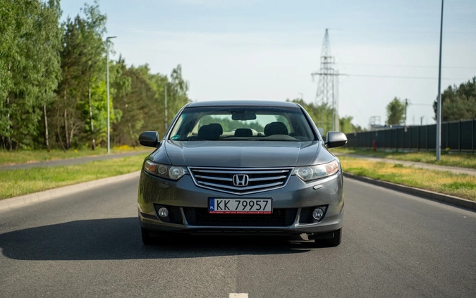 Honda Accord cena 30000 przebieg: 218000, rok produkcji 2009 z Toruń małe 277